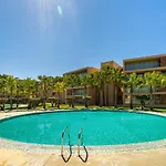Wah Family Holidays In Salgados W S-pool & Garden 吉亚