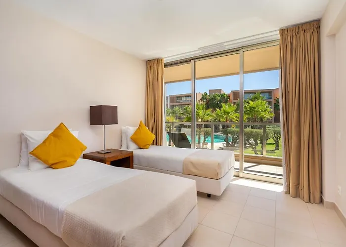 Wah Family Holidays In Salgados W S-pool & Garden Appartamento